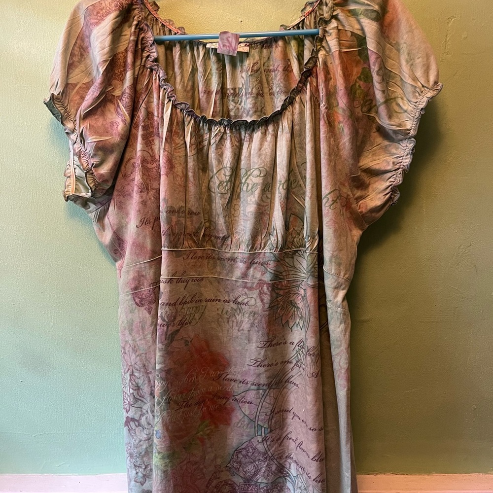 Dressbarn Light Green Floral Print Peasant Tunic